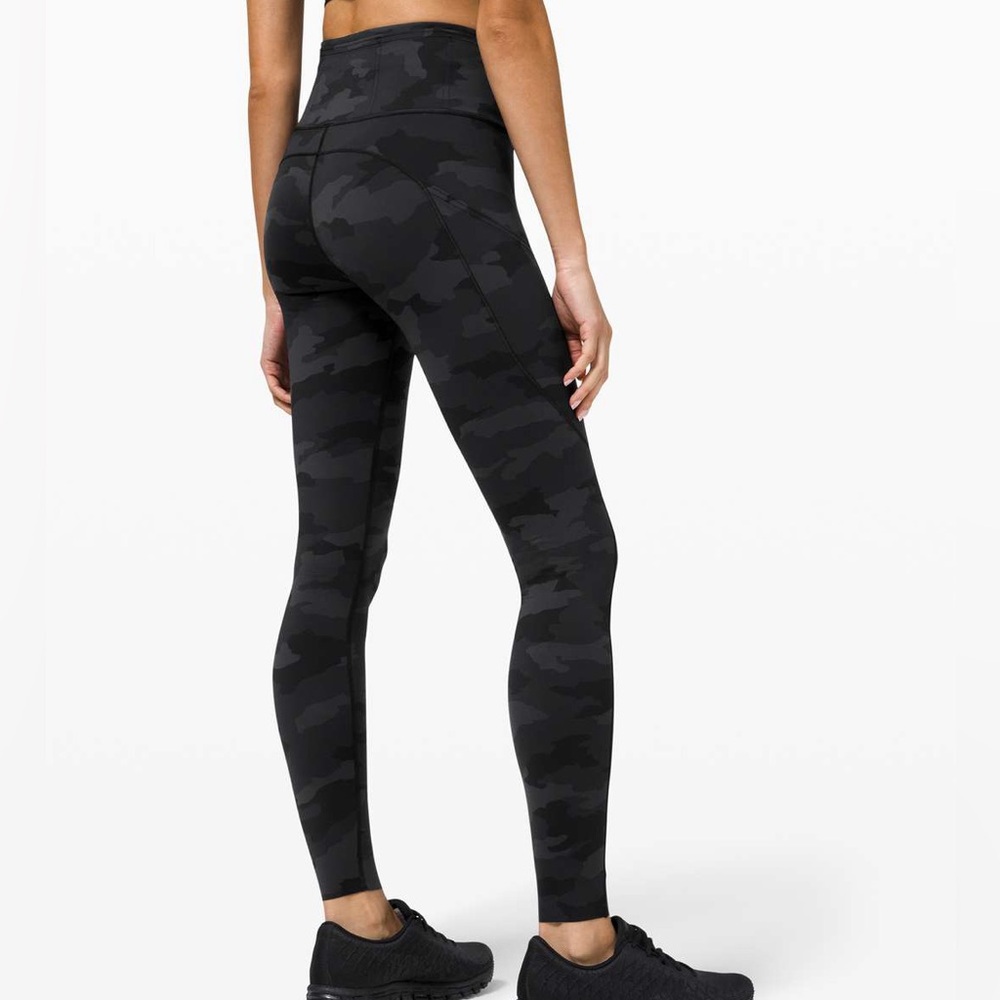 Lululemon Fast and Free Reflective 25
